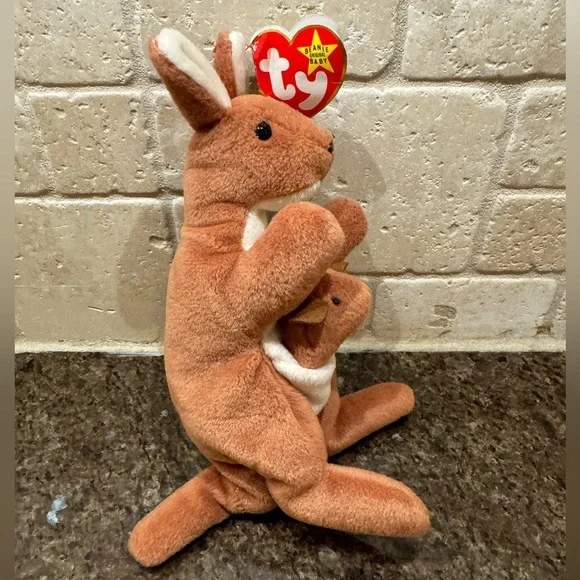 Ty Beanie Kangaroo “ Pouch “ DOB 11-6-96 With Baby - Picture 3 of 7